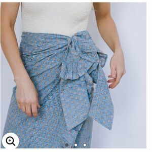 Sunshine Tienda Dark and Stormy Sandy Sarong